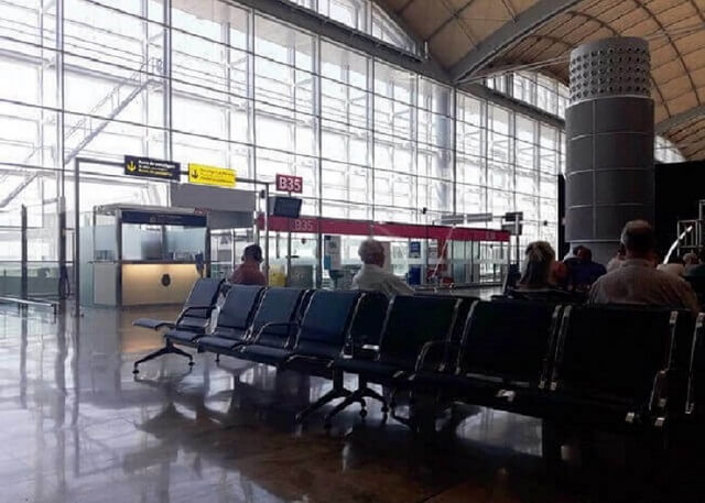 Terminale na lotnisku w Alicante