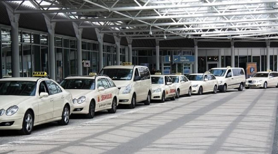 Taksówki na lotnisku w Maladze