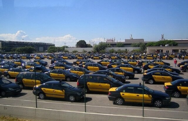 Taksówki na lotnisku Barcelona