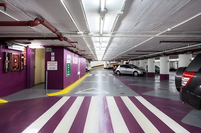 Podziemny parking w Hiszpanii