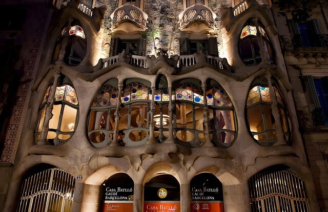 Casa Batlló nocą