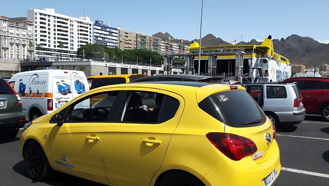 Bezpłatny parking naziemny na Teneryfie